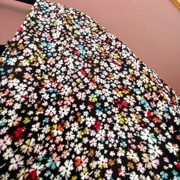 The Loft Dark Floral Ditsy Long Sleeve Work Office Blouse Top XL Spring Summer - Picture 3 of 7
